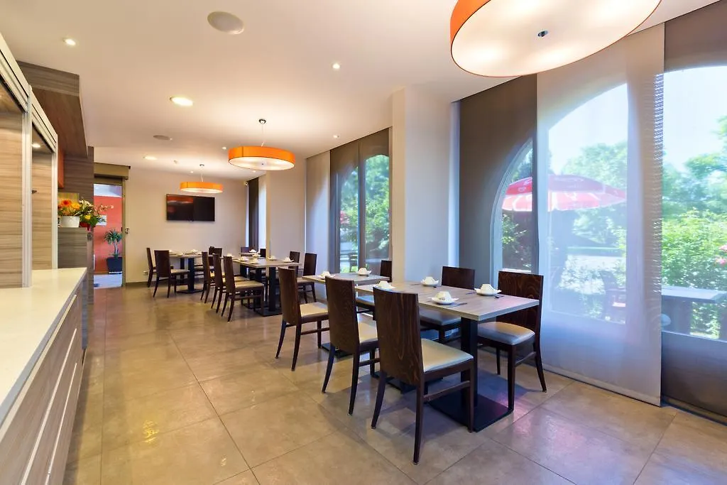 Logis Albhotel Grill Alby-sur-Cheran
